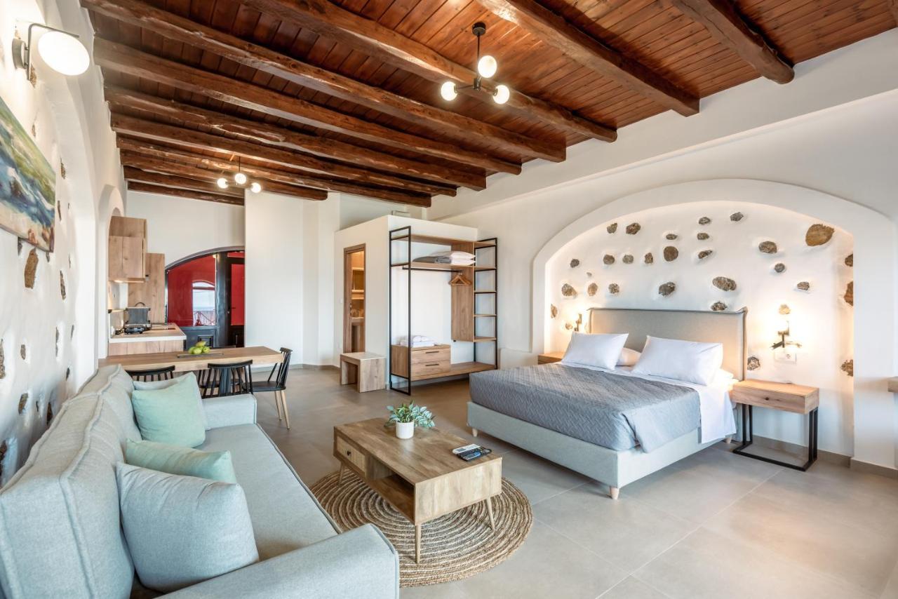 Superb Apartments Kriaras Sea View In Sfakia Khóra Sfakíon Exteriör bild