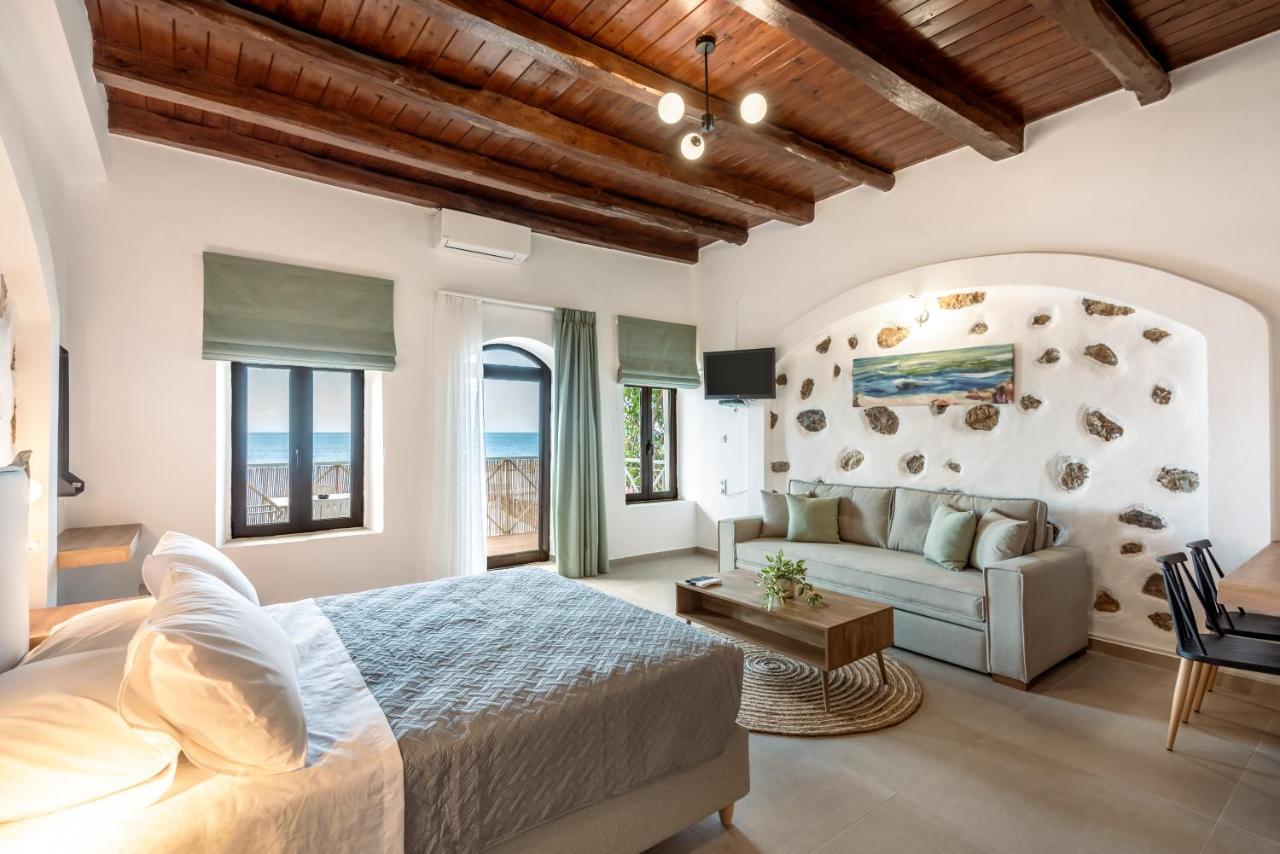 Superb Apartments Kriaras Sea View In Sfakia Khóra Sfakíon Exteriör bild